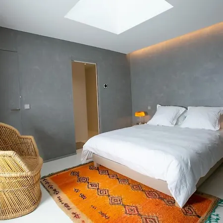 Cocon Luxe Vue Balcon Sauna Jacuzzi Piscine * Villeneuve-lès-Avignon