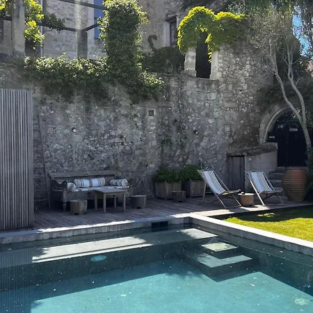 Cocon Luxe Vue Balcon Sauna Jacuzzi Piscine Villeneuve-lès-Avignon