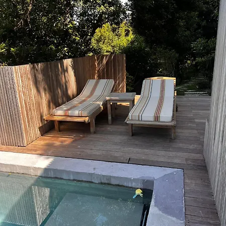 Cocon Luxe Vue Balcon Sauna Jacuzzi Piscine * Villeneuve-lès-Avignon